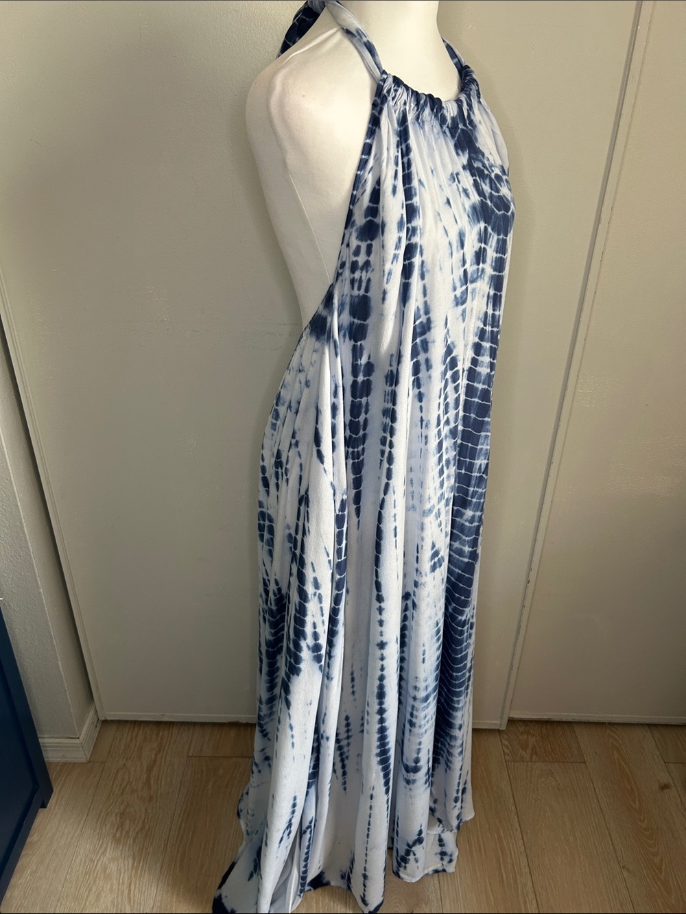 Elan Denim Blue and White Tie-Dye Backless Halter Maxi Dress Summer Swim Coverup - Picture 2 of 8